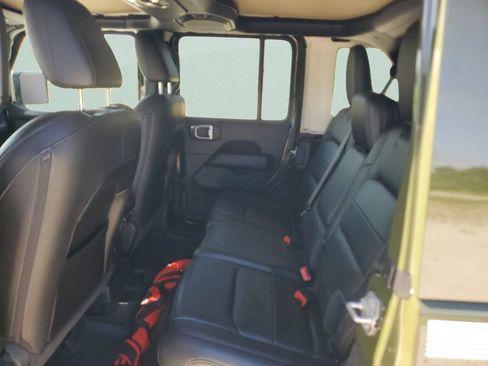 Used 2021 Jeep Wrangler Unlimited Sahara AWD/4WD image 12