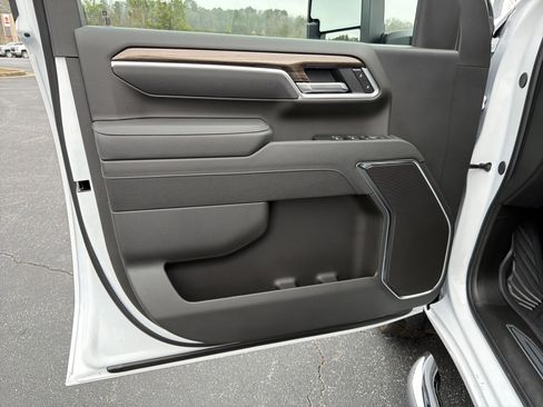 New 2026 Chevrolet Silverado 2500 LT w/ All Star Edition image 11