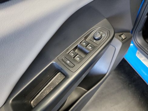 Used 2022 Volkswagen Taos SE FWD image 14