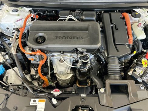 Used 2025 Honda Accord Sport image 27