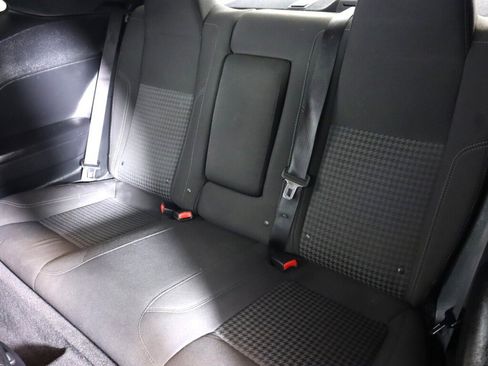 Used 2016 Dodge Challenger SXT image 26