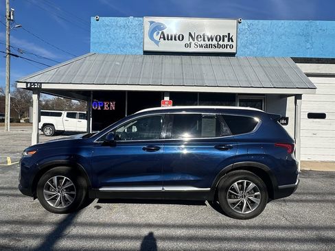 Used 2020 Hyundai Santa Fe SEL w/ Convenience Package image 3