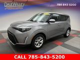 Used 2023 Kia Soul LX w/ LX Technology Package image 3