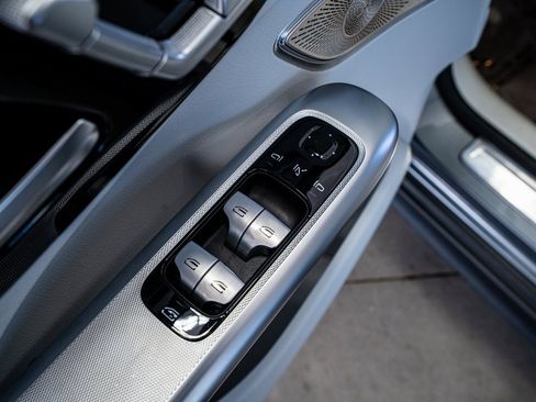 Used 2023 Mercedes-Benz EQE 350+ SUV w/ AMG Line Exterior Package image 33