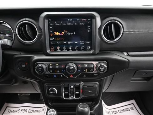 Used 2023 Jeep Wrangler Unlimited Sahara w/ Cold Weather Group AWD/4WD image 22