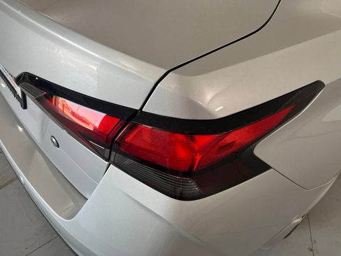 Used 2025 Nissan Versa S w/ Trunk Package FWD image 43