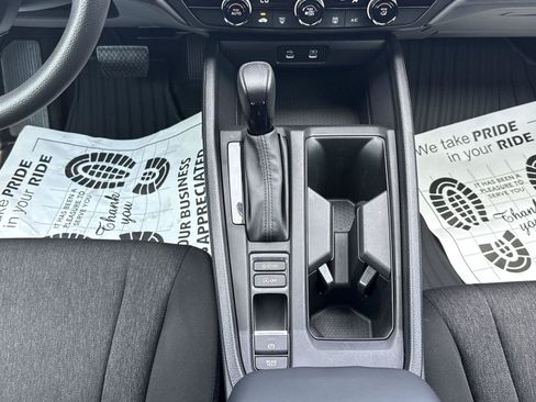 Certified 2023 Honda Accord LX image 25