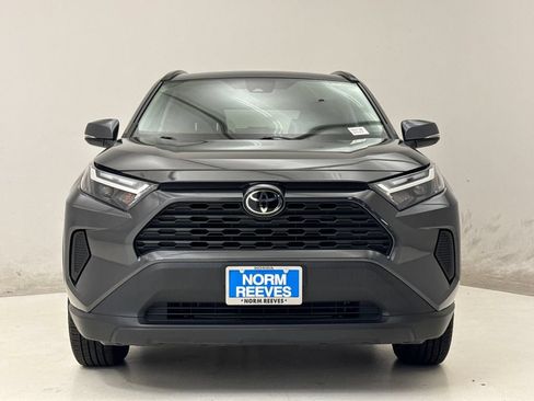 Used 2024 Toyota RAV4 XLE FWD image 3