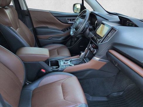 Used 2023 Subaru Forester Touring w/ Popular Package #2 image 23