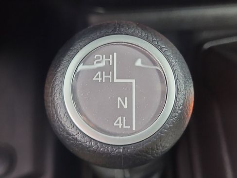 New 2026 Jeep Gladiator Willys AWD/4WD image 28