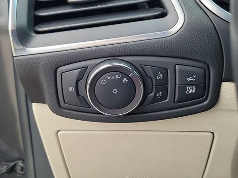Used 2020 Ford Edge Titanium w/ Equipment Group 301A FWD image 20