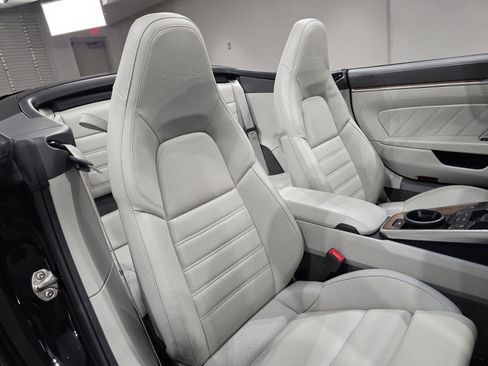 Used 2021 Porsche 911 Turbo image 21