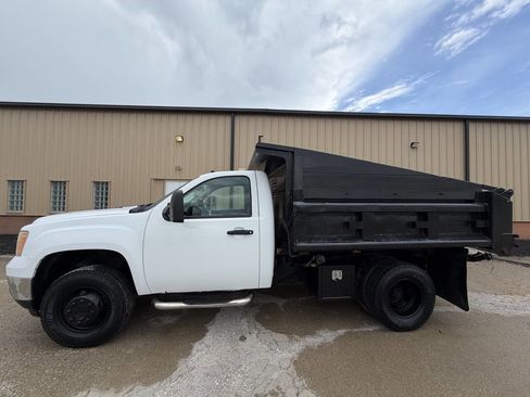 Used 2013 GMC Sierra 3500 W/T w/ Snow Plow Prep Package AWD/4WD image 18