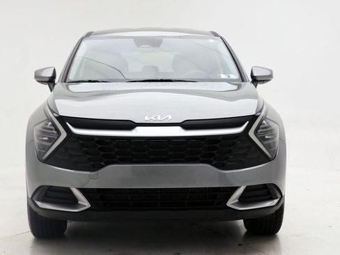 Used 2024 Kia Sportage LX image 4