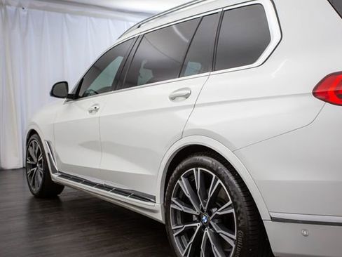 Used 2020 BMW X7 xDrive40i w/ Executive Package image 34