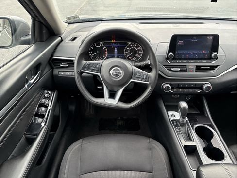 Used 2021 Nissan Altima 2.5 SV image 13