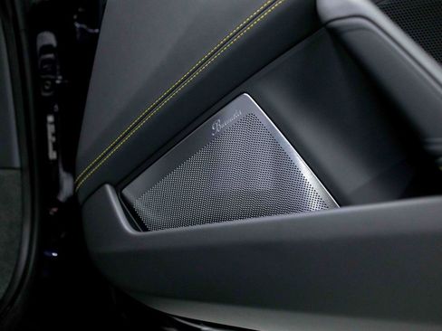 Used 2022 Porsche 911 Turbo S image 50