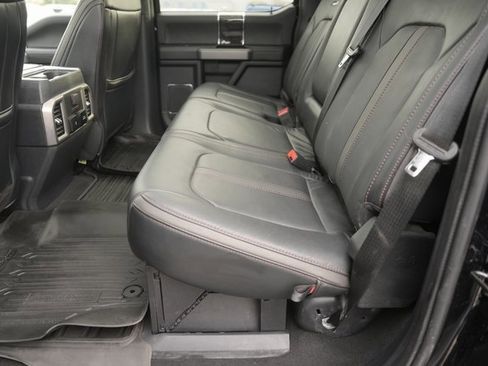 Used 2022 Ford F450 Platinum image 13