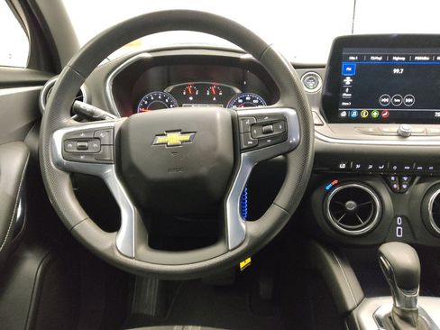Used 2023 Chevrolet Blazer LT FWD image 22
