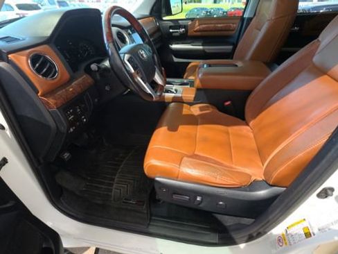 Used 2019 Toyota Tundra Platinum AWD/4WD image 13