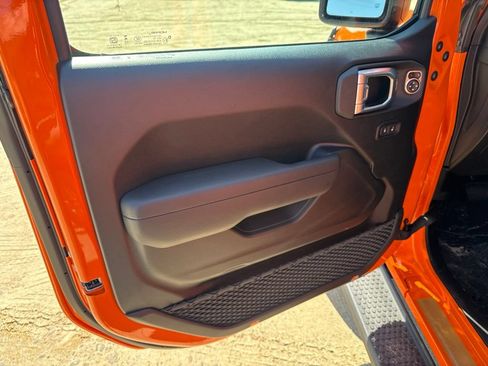 New 2026 Jeep Wrangler Unlimited Sport AWD/4WD image 17