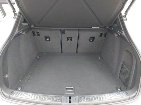 Certified 2023 Porsche Macan AWD/4WD image 14