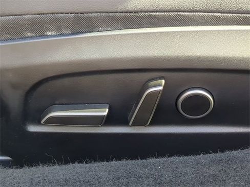 Used 2025 Tesla Model 3 Long Range image 19