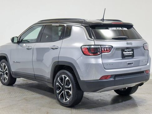 Used 2022 Jeep Compass Limited image 8