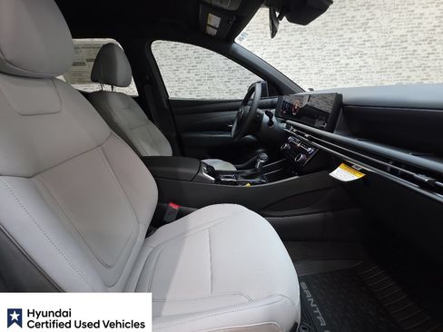 Used 2026 Hyundai Santa Cruz SEL FWD image 12
