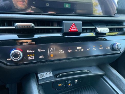 New 2026 Kia Sportage X-Line image 44