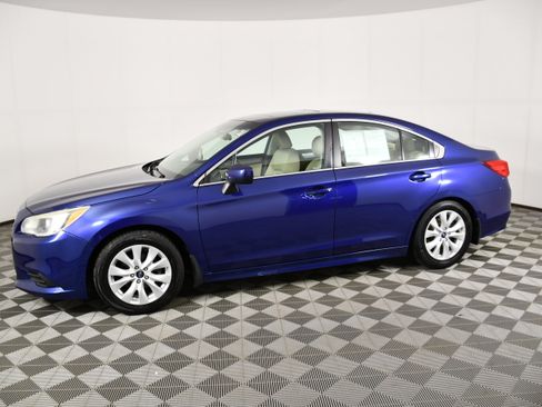Used 2015 Subaru Legacy 2.5i Premium w/ Moonroof Package AWD/4WD image 9