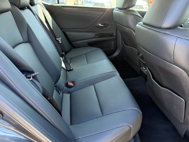 Used 2024 Lexus ES 350 w/ Premium Package FWD image 27
