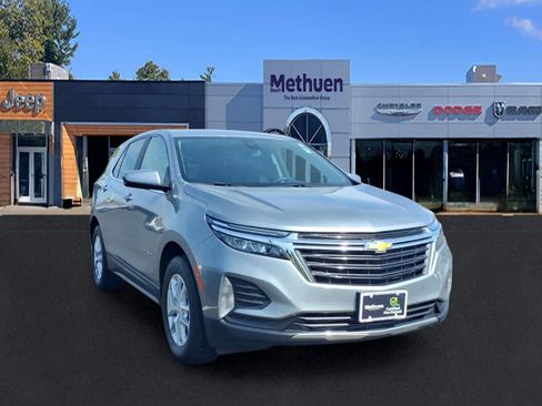 Used 2024 Chevrolet Equinox LT AWD/4WD image 1