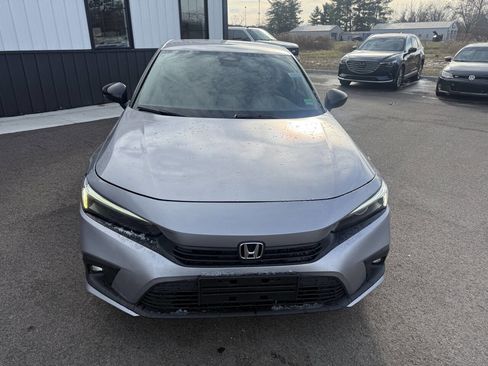 Used 2022 Honda Civic Sport image 3