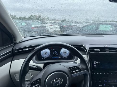 Used 2024 Hyundai Tucson Limited image 23