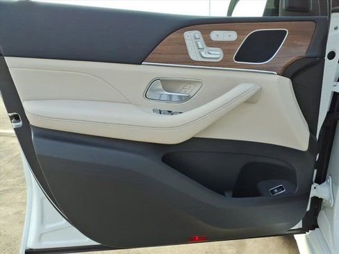 New 2026 Mercedes-Benz GLE 450 4MATIC Coupe image 12