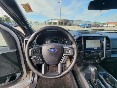 Used 2019 Ford F150 XLT w/ Equipment Group 302A Luxury AWD/4WD image 12