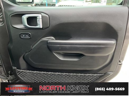 Used 2021 Jeep Wrangler Unlimited Sport image 27