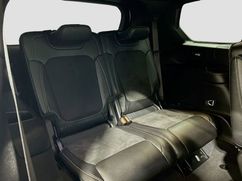 Used 2024 Jeep Grand Cherokee L Laredo RWD image 24