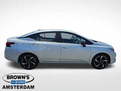 Used 2025 Nissan Versa SR w/ Trunk Package FWD image 10