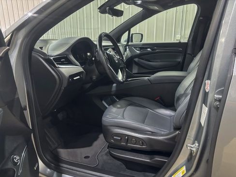 Used 2024 Buick Enclave Premium image 14