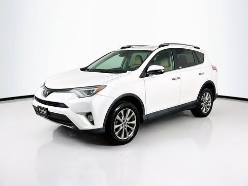 Used 2017 Toyota RAV4 Limited image 3
