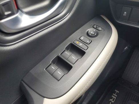 New 2026 Honda HR-V LX image 27