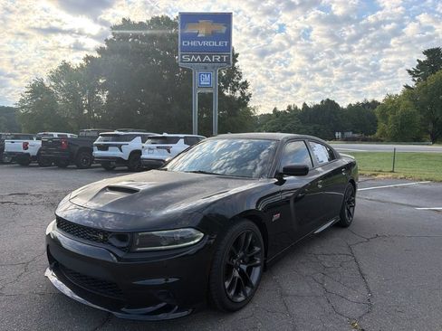 Used 2023 Dodge Charger Scat Pack w/ Plus Group RWD image 1