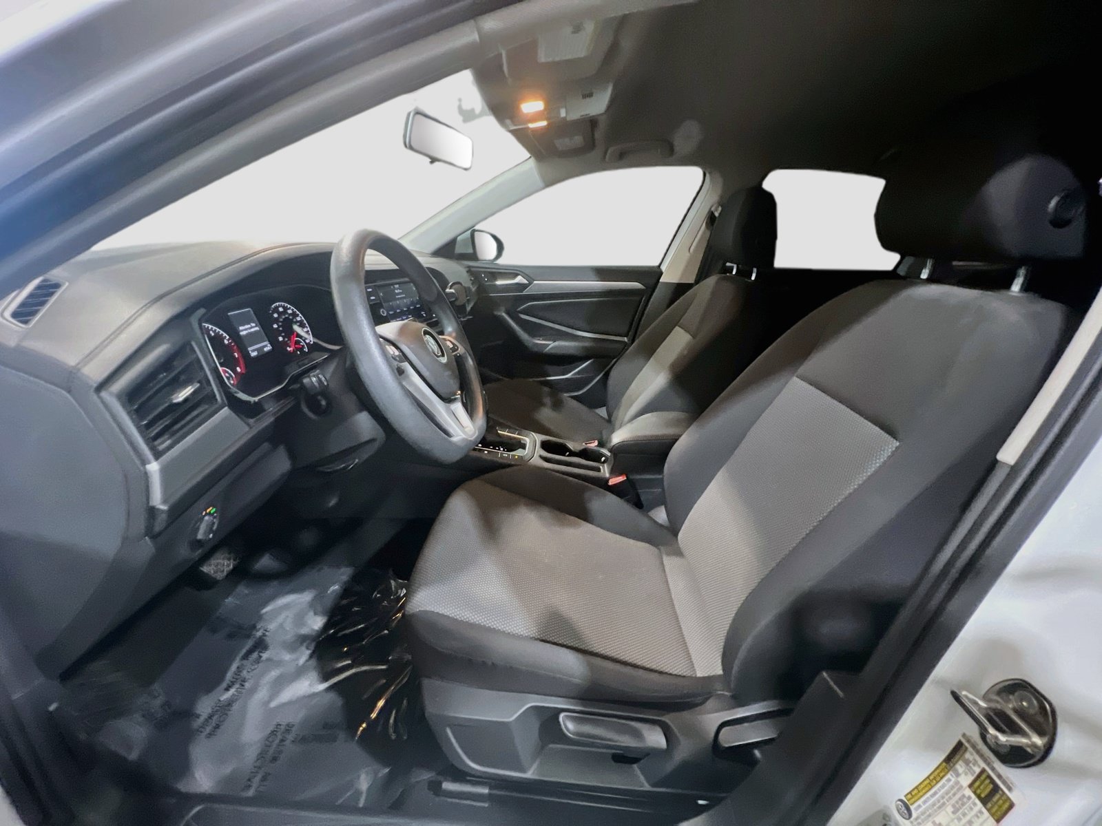 Used 2020 Volkswagen Jetta S FWD image 14