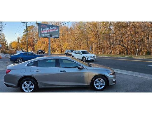 Used 2024 Chevrolet Malibu LS w/ LPO, Floor Liner Package image 6