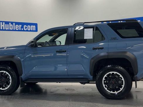 Used 2025 Toyota 4Runner TRD Off-Road Premium AWD/4WD image 5