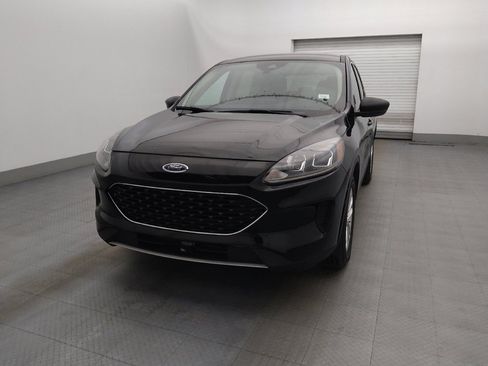 Used 2020 Ford Escape SE image 15