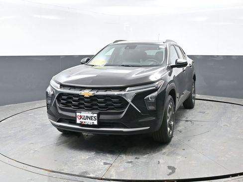 New 2026 Chevrolet Trax LT image 5
