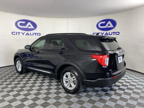 Used 2020 Ford Explorer XLT RWD image 5